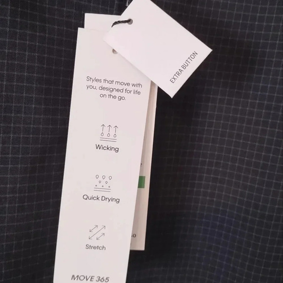 Calvin Klein Move 365 Long Sleeve Button Up NWT - Lg - Picture 7 of 11